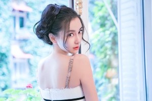 杨颖事业起伏与情感历程：从跑男小公主到争议风波