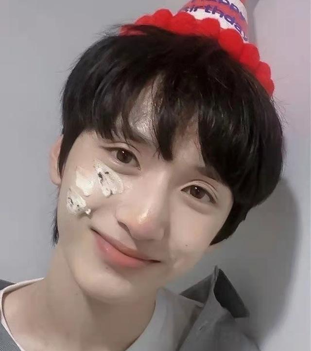 严浩翔近照
