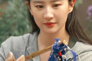刘亦菲37岁状态惊艳：自然美与强大内核的完美结合
