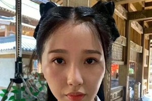 精美图片展示：四张精选视觉艺术作品