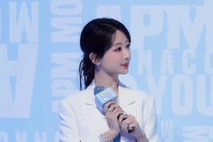 杨紫贵气造型进化史：从童星到高定女王