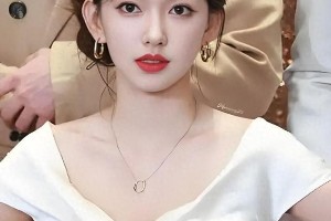 程潇：从女团到全能艺人的破圈之路